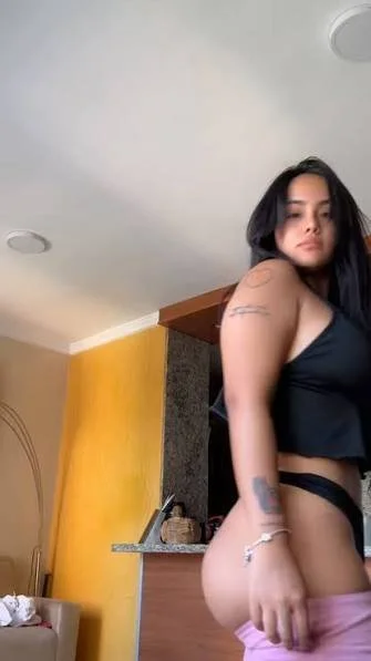 Nicoleddiazz buenísima tik toker venezolana parte 1 image 10