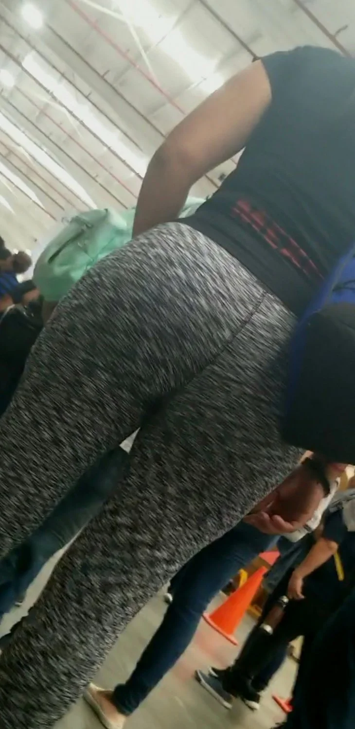 Nely con Leggings image 3