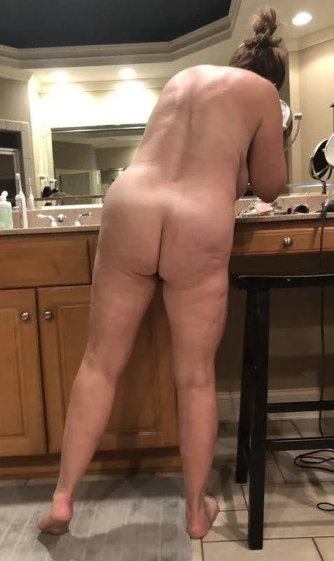 Texas Realtor Slutwife image 4