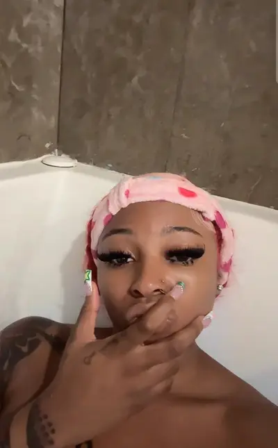 Thot in tub flashin titties & pussy cover image