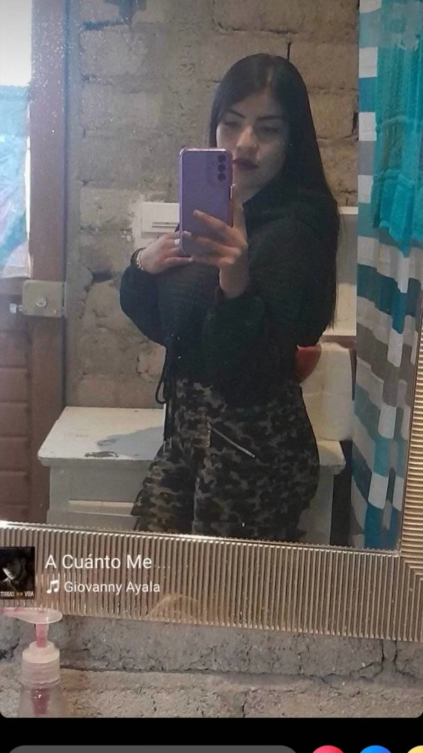 Friend gets drunk and I fuck his wife image 2