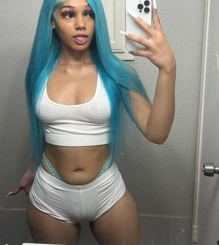 The one and only MIIXEDNAII your welcome main image