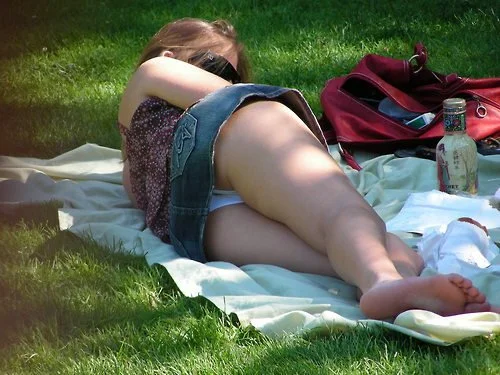 Upskirt 8 image 37