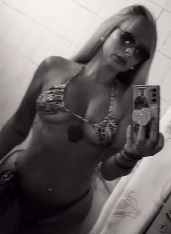 Cómo me gusta esta putita 🥵 image 3