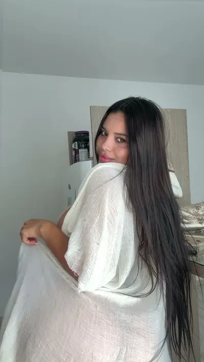 🔞 wild slut fat ass getting fucked nude tight pussy 😈🍑 OF cover image