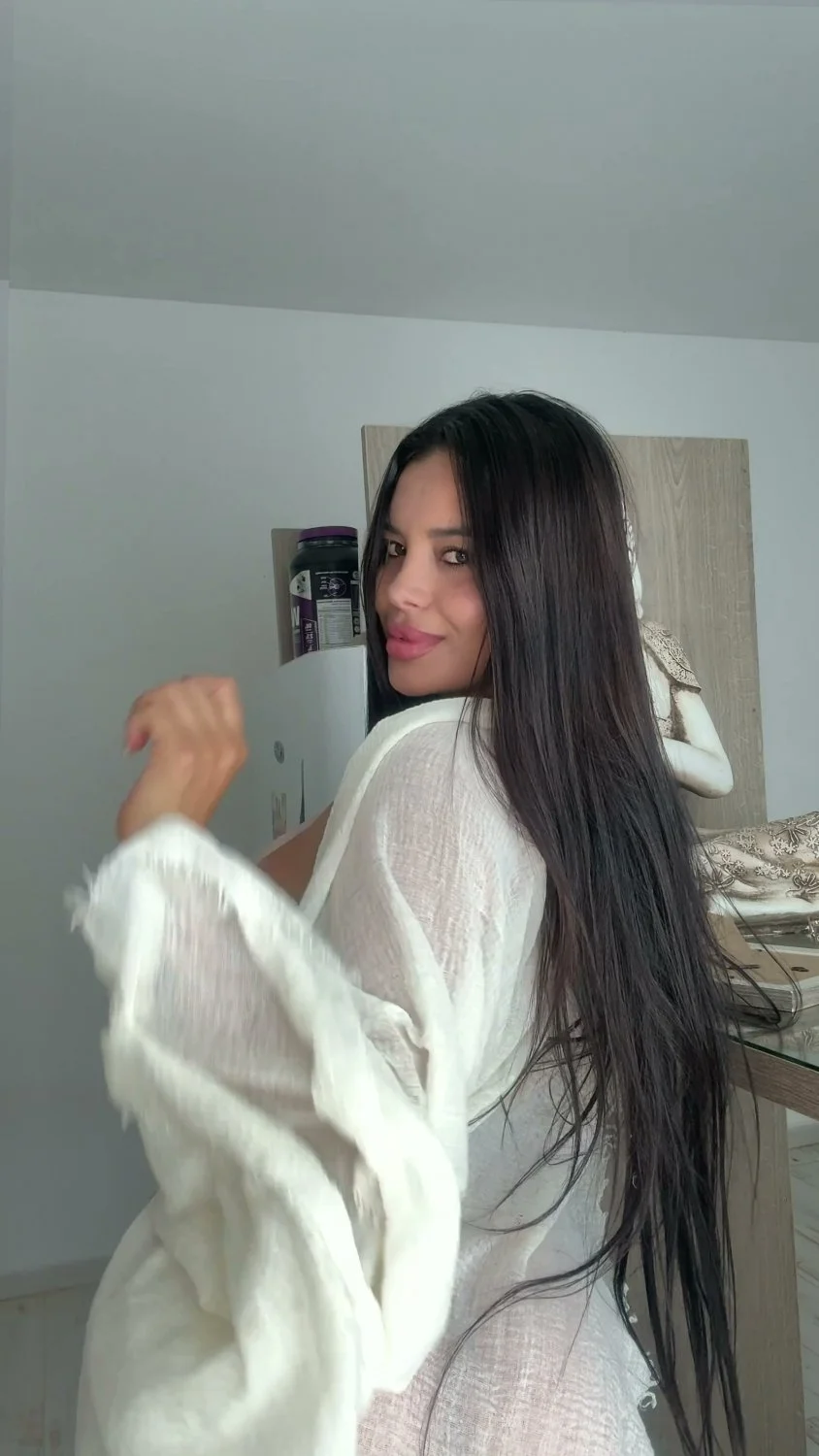 🔞 wild slut fat ass getting fucked nude tight pussy 😈🍑 OF image 2