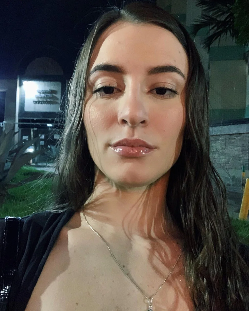 Vazou magrinha branquinha perfeita image 2