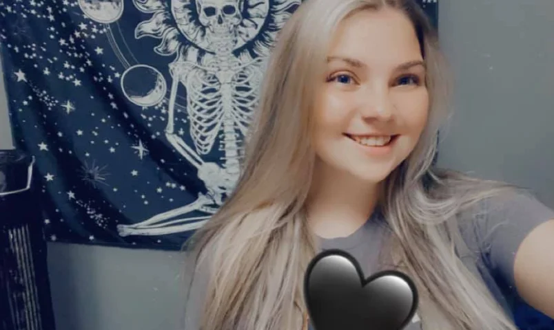 Lil cum hungry slut Morgan image 2
