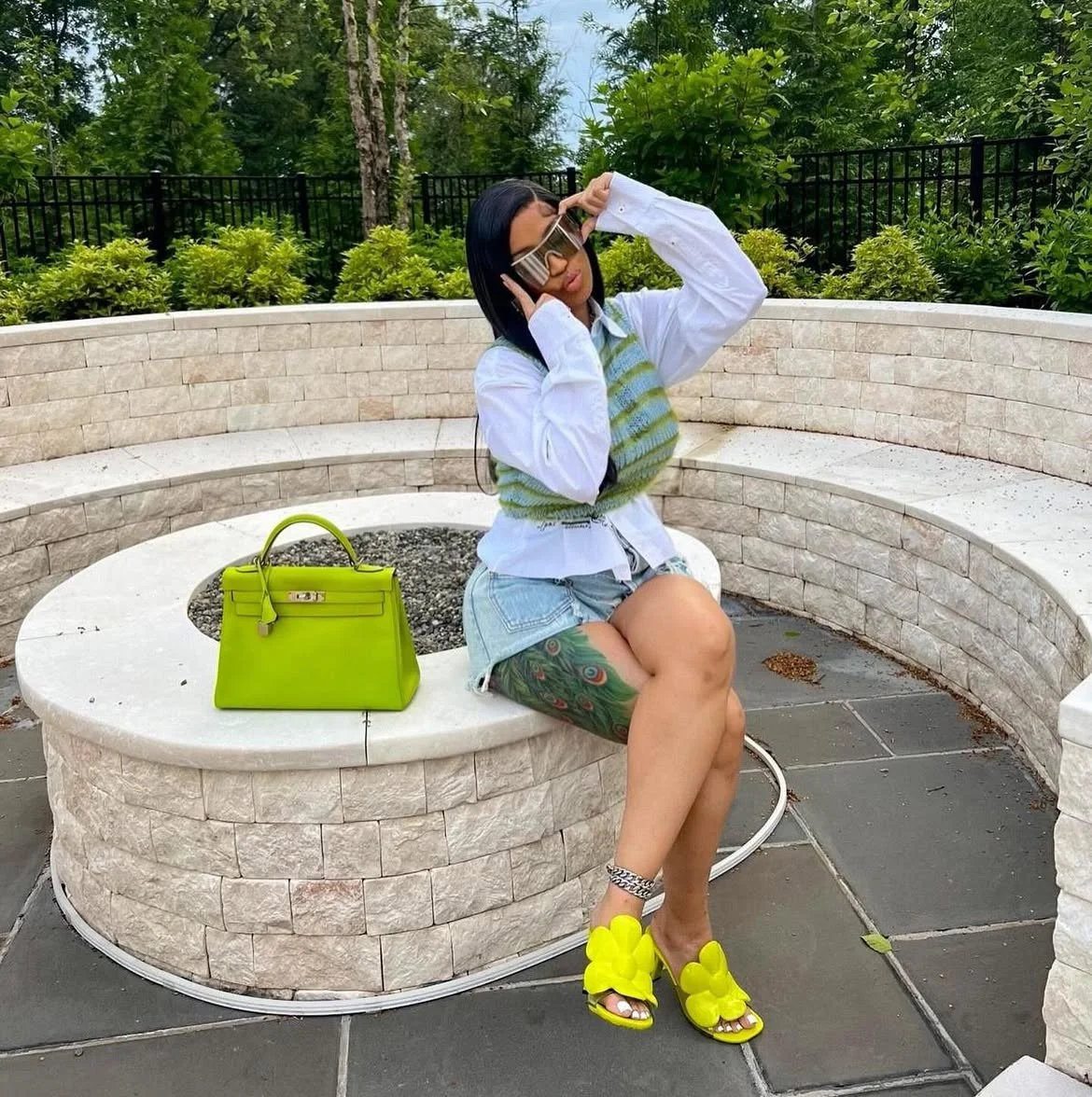Cardi b, Camila Arjun, and sum getto bitchs image 2