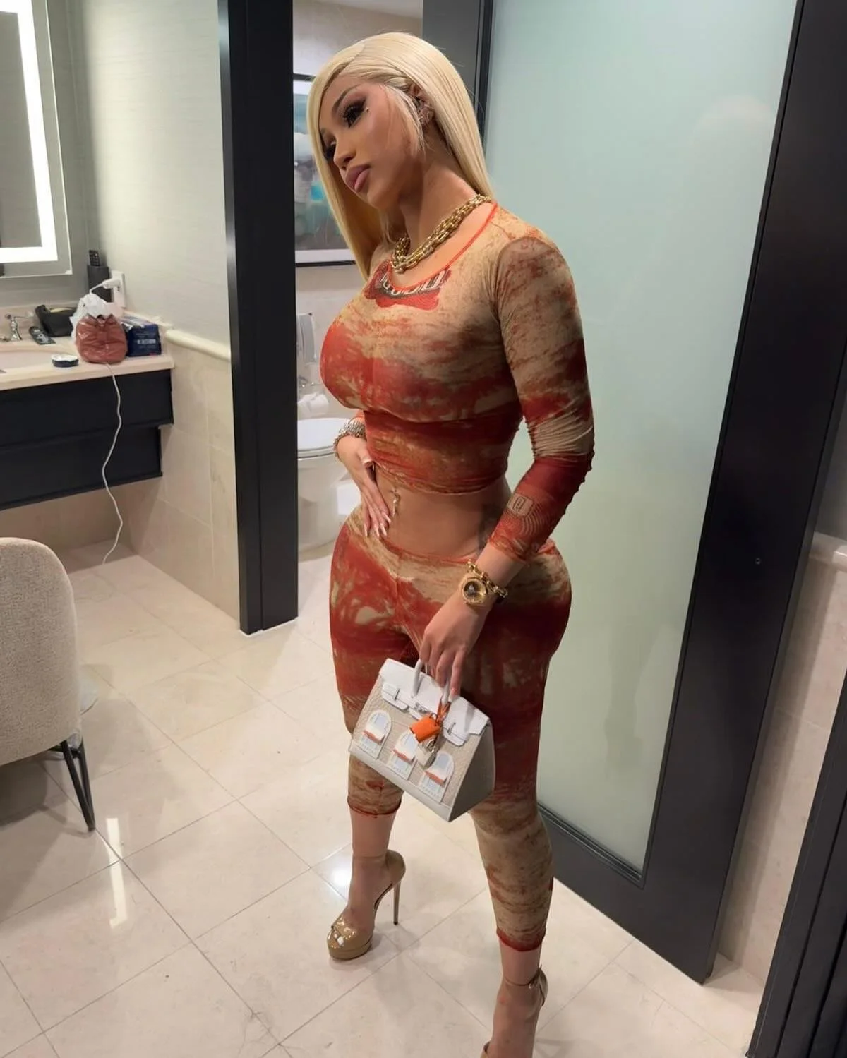 Cardi b, Camila Arjun, and sum getto bitchs image 9