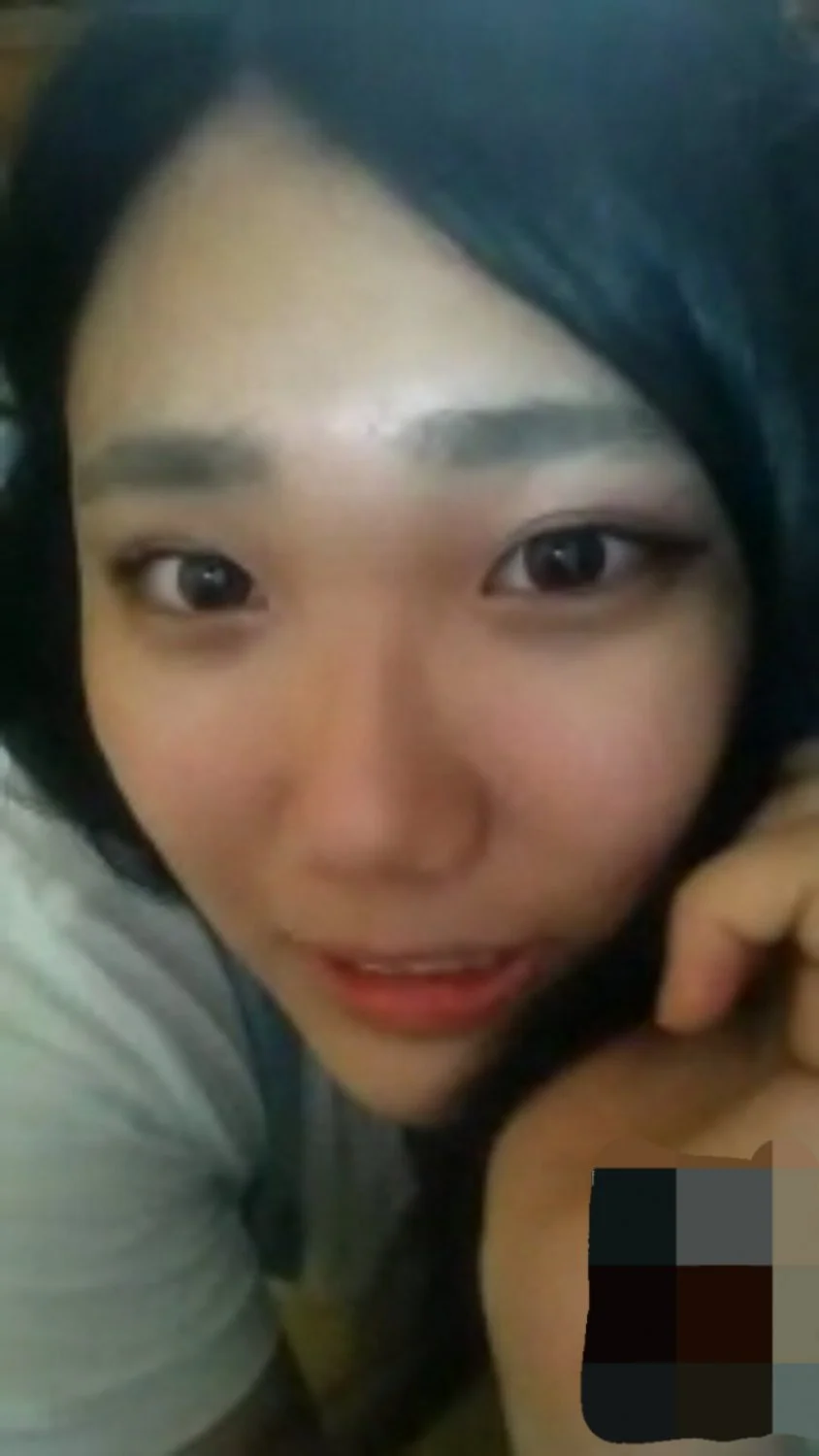 Korean slut ex video call image 12