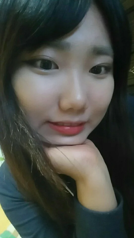 Korean slut ex video call image 14