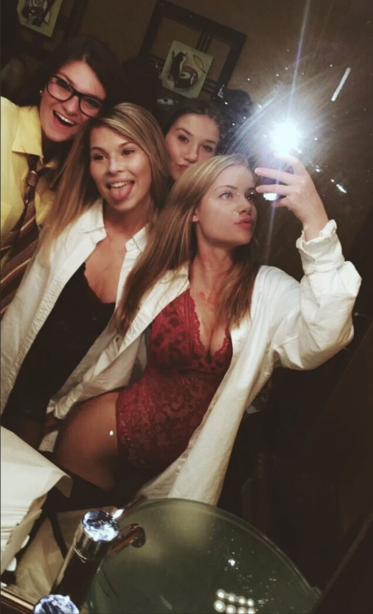 Petite blonde slut is so horny, used to send nudes - Cincy Ohio NKY image 29