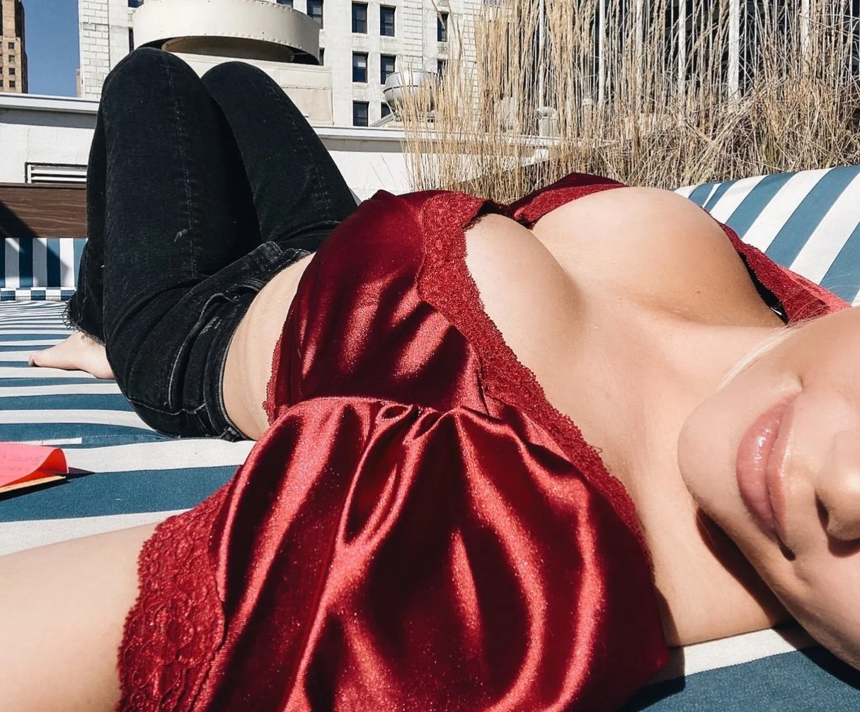 Petite blonde slut is so horny, used to send nudes - Cincy Ohio NKY image 6