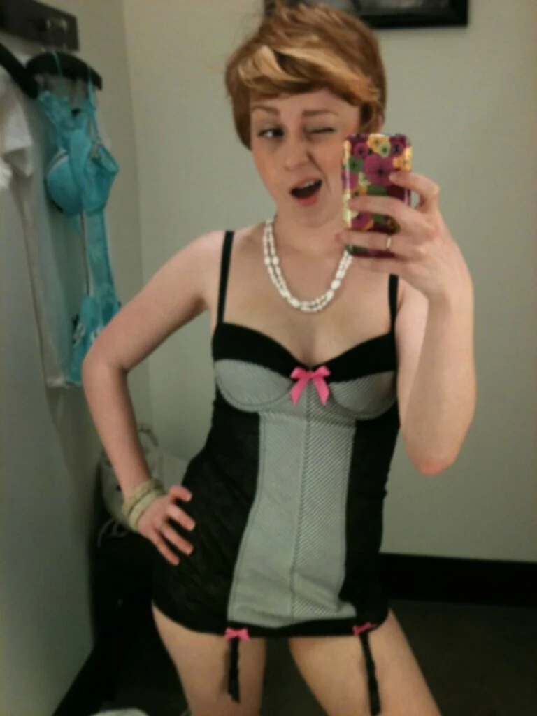 Cute 19 year old Miya on display image 3