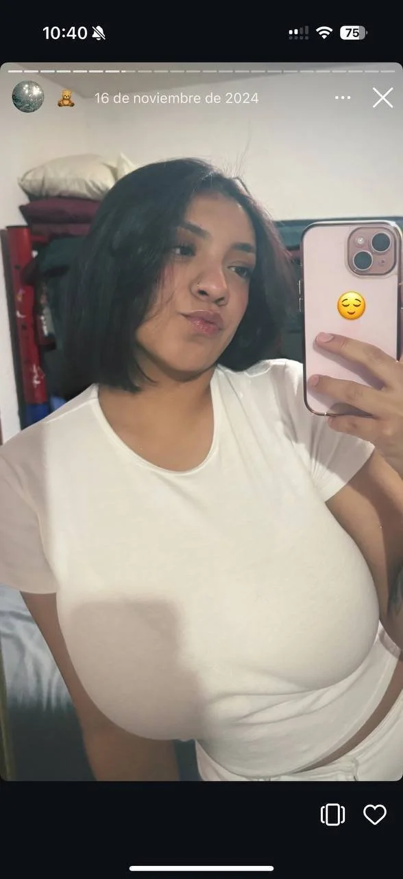 Miren la puta prima tetona de un seguidor me entrego image 2