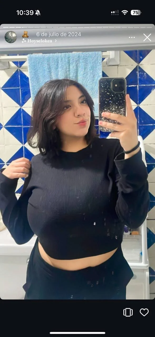 Miren la puta prima tetona de un seguidor me entrego image 8