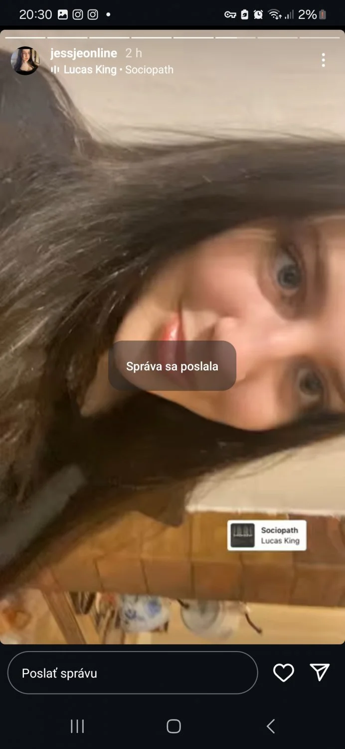 Thicc 18 year old czech girl jess main image