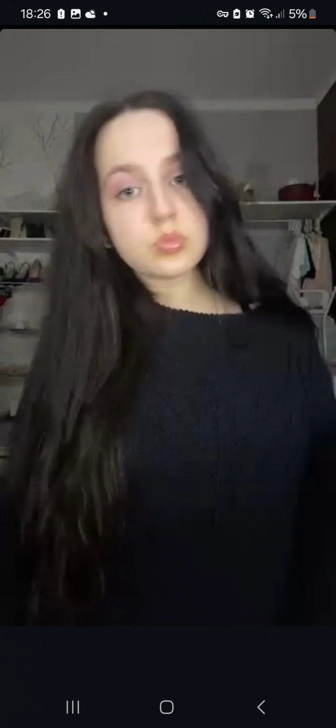 Thicc 18 year old czech girl jess image 30
