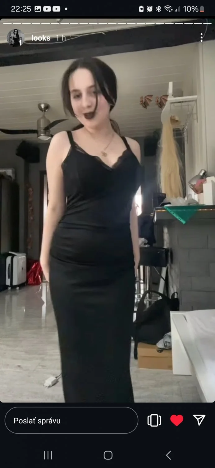 Thicc 18 year old czech girl jess image 5