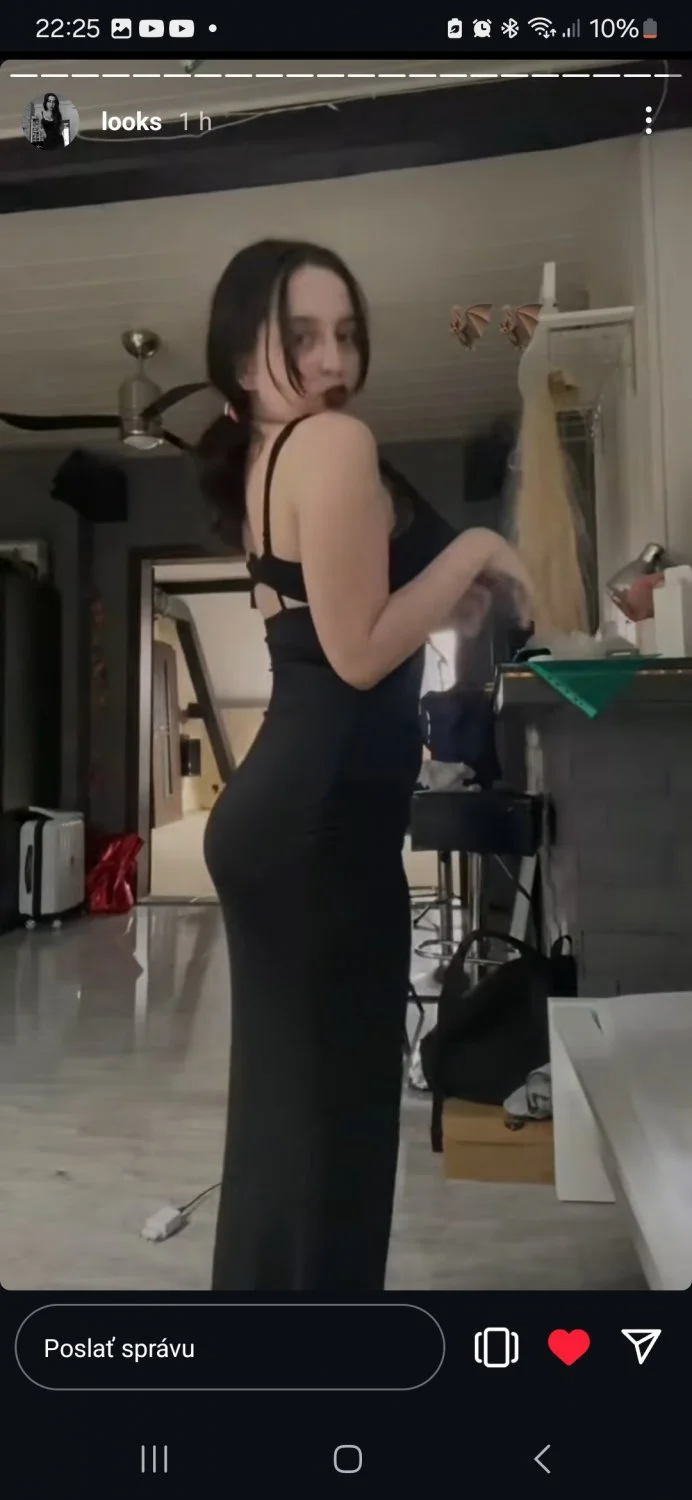 Thicc 18 year old czech girl jess image 9