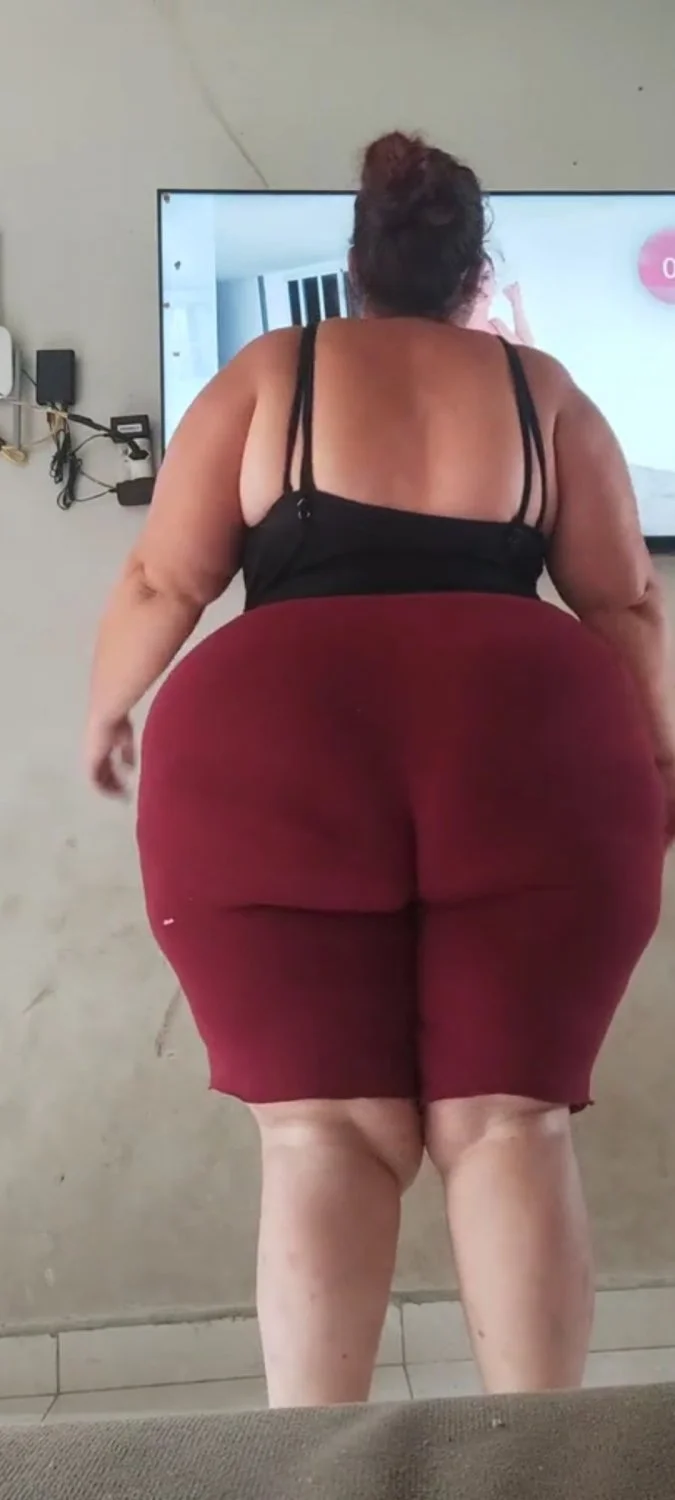 gorda rabuda bunda gigante image 6