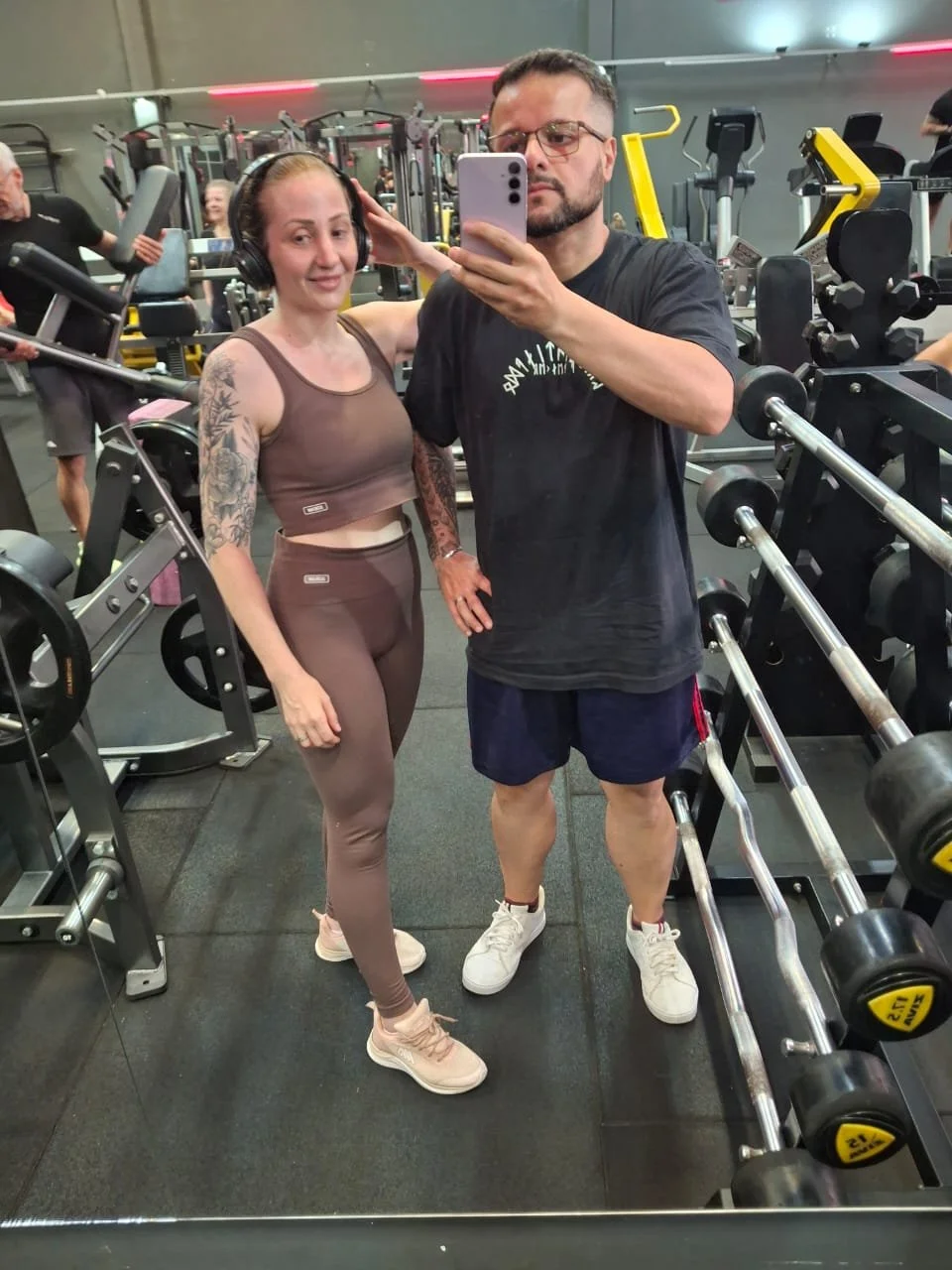 Quem conhece minha esposa e eu? 🫣 image 14