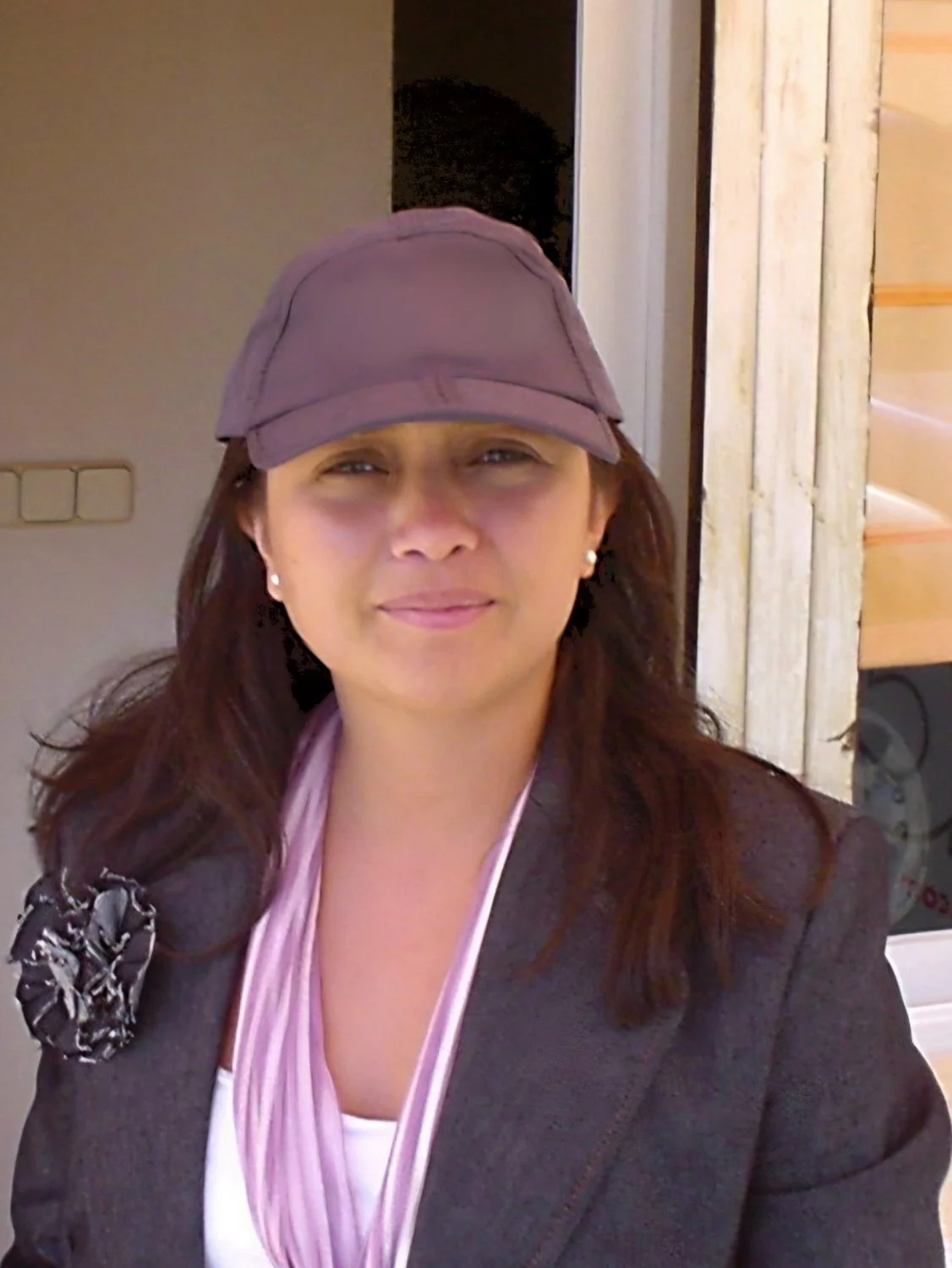 Erika 01 hairy wife milf main image