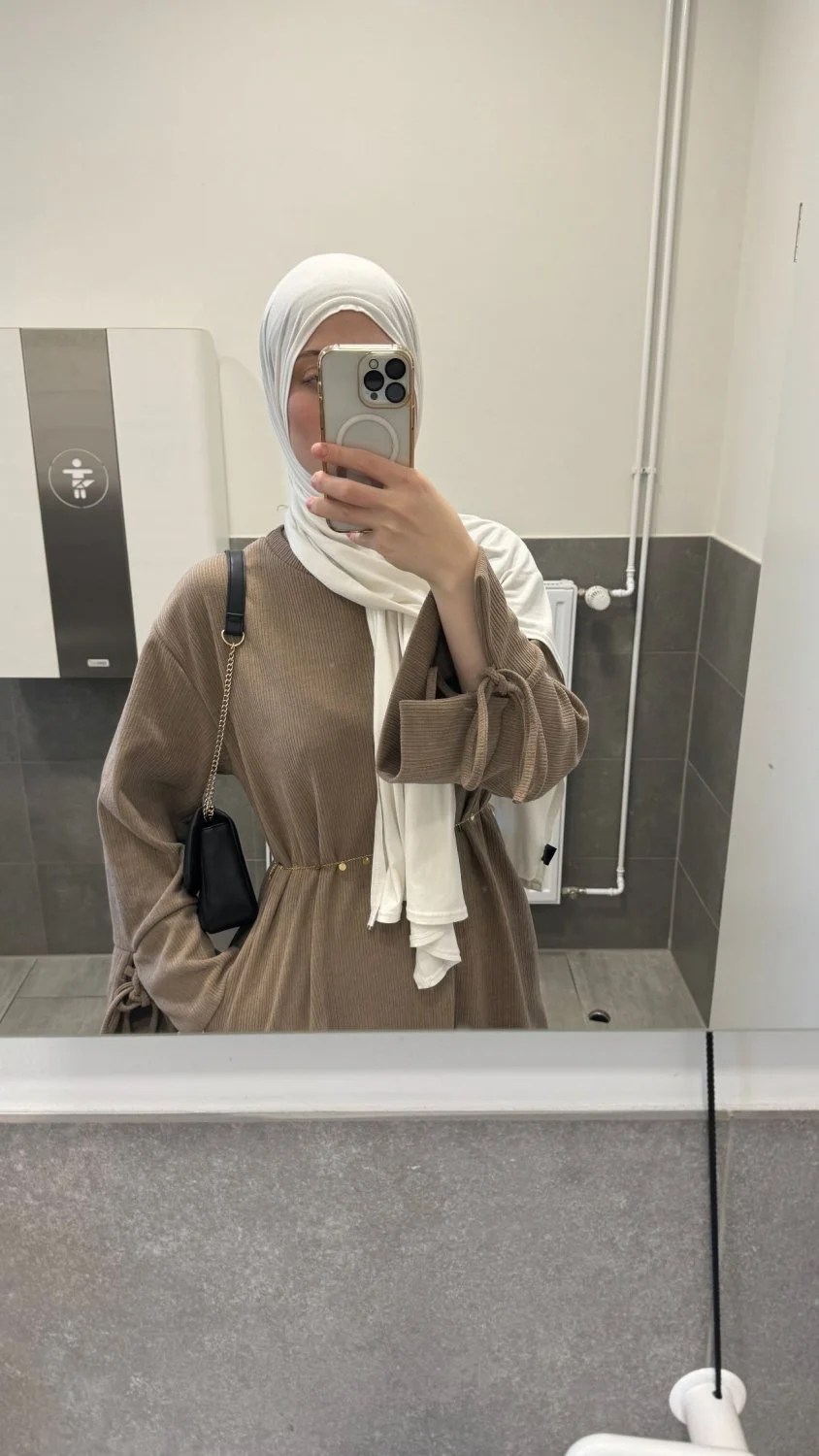 Hijab image 24