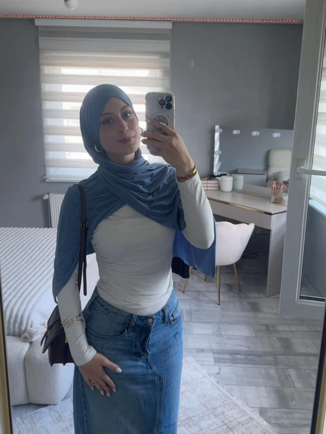 Hijab image 7