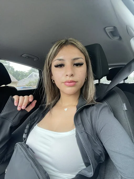 Gen Z teen Latina spreads her creamy lil pussy image 1