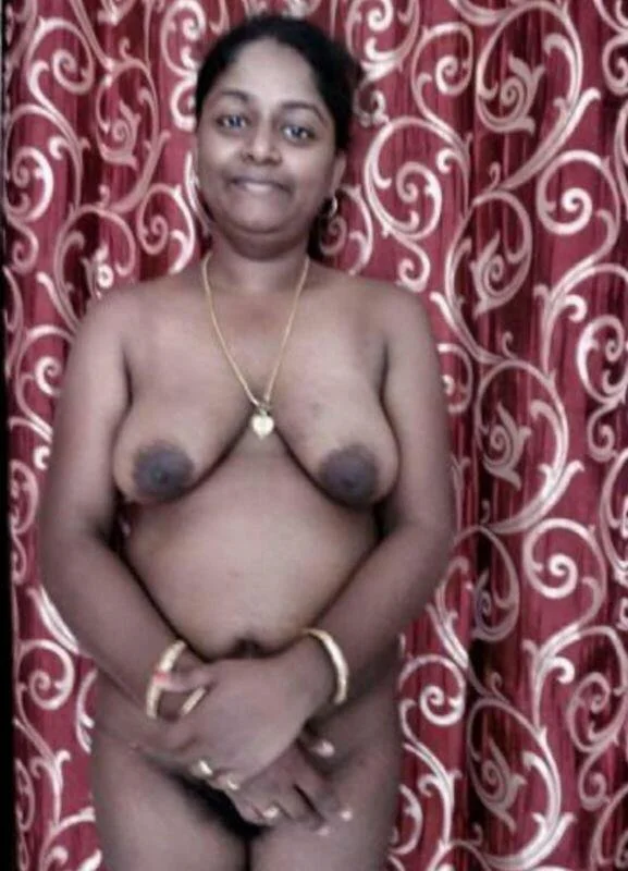 Whore Soina image 16