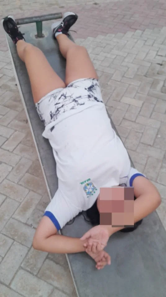 seguidor mandou v0y3ur de uma coxuda que malha image 2