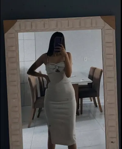 novinha gosta de se exibir cover image