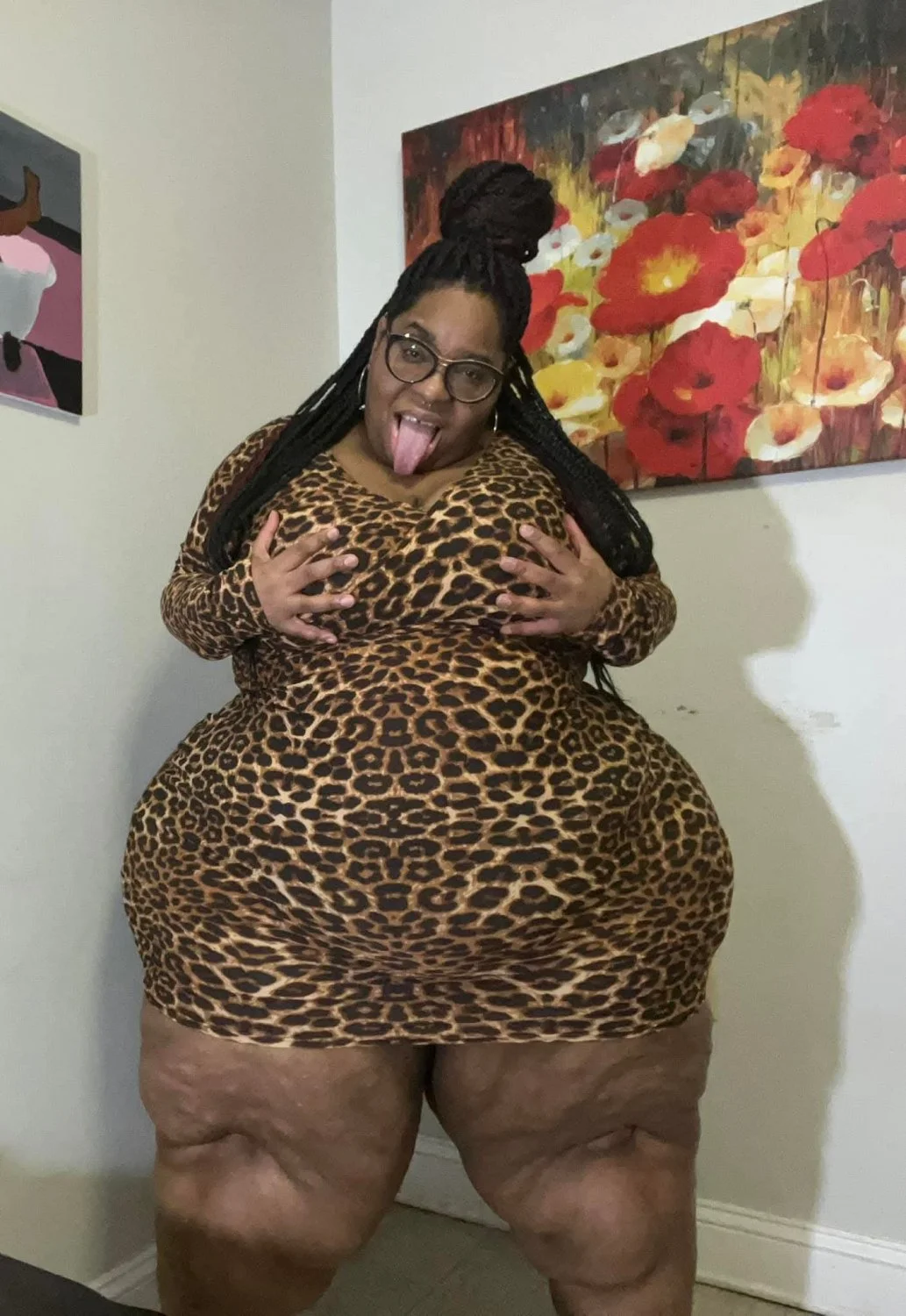 Ssbbw ebony auntie with a whole lotta hips and a whole lotta ass. I'm not pulling out 155 image 13