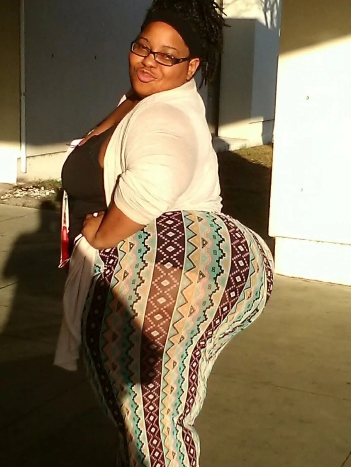 Ssbbw ebony auntie with a whole lotta hips and a whole lotta ass. I'm not pulling out 155 image 15