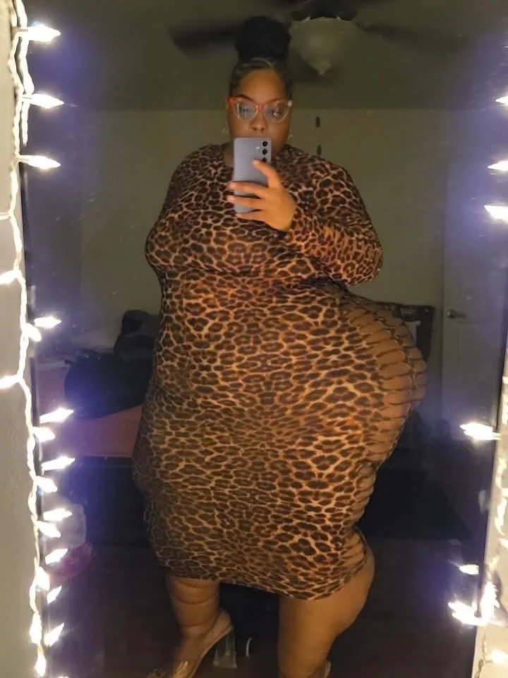 Ssbbw ebony auntie with a whole lotta hips and a whole lotta ass. I'm not pulling out 155 image 18