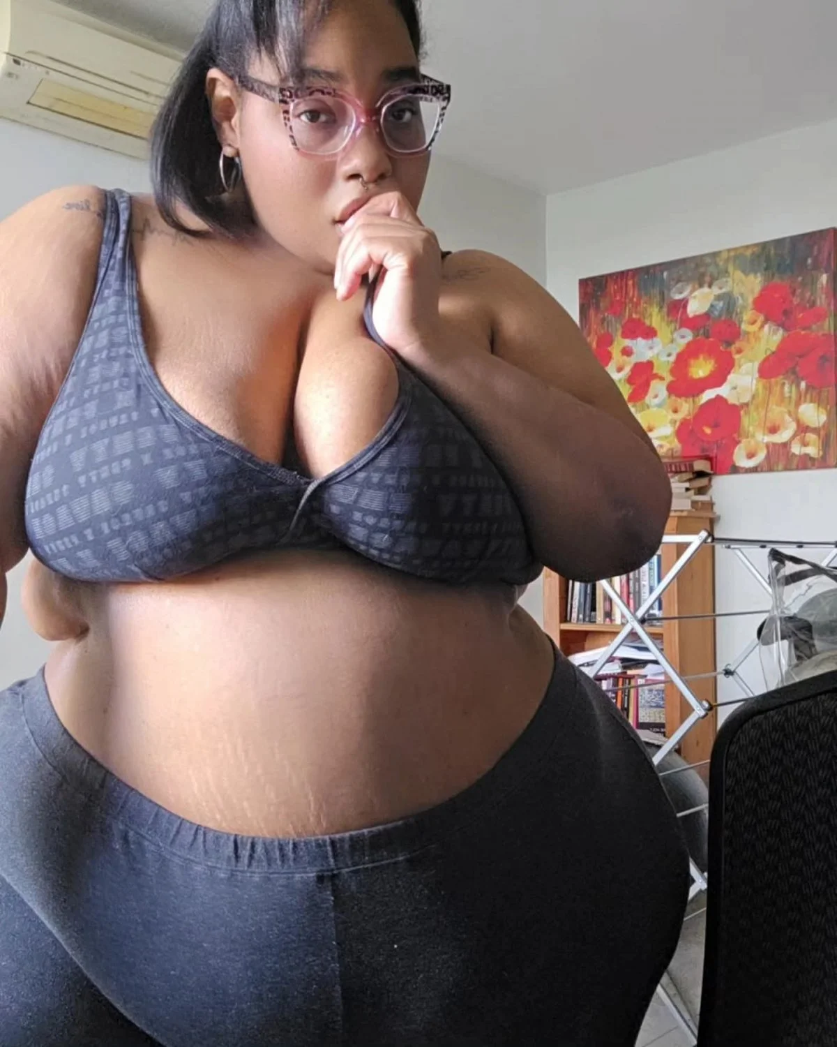 Ssbbw ebony auntie with a whole lotta hips and a whole lotta ass. I'm not pulling out 155 image 19