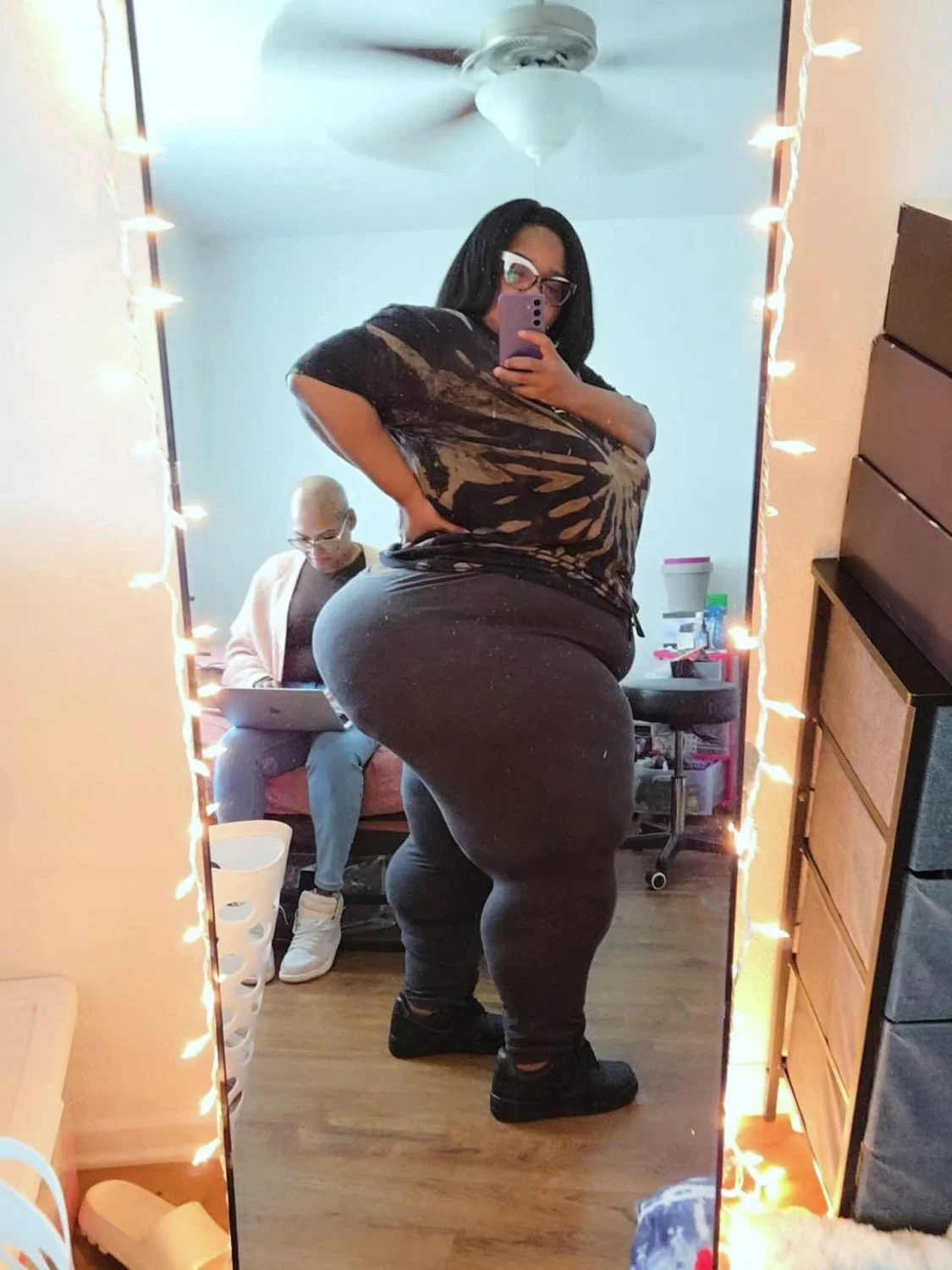 Ssbbw ebony auntie with a whole lotta hips and a whole lotta ass. I'm not pulling out 155 image 20