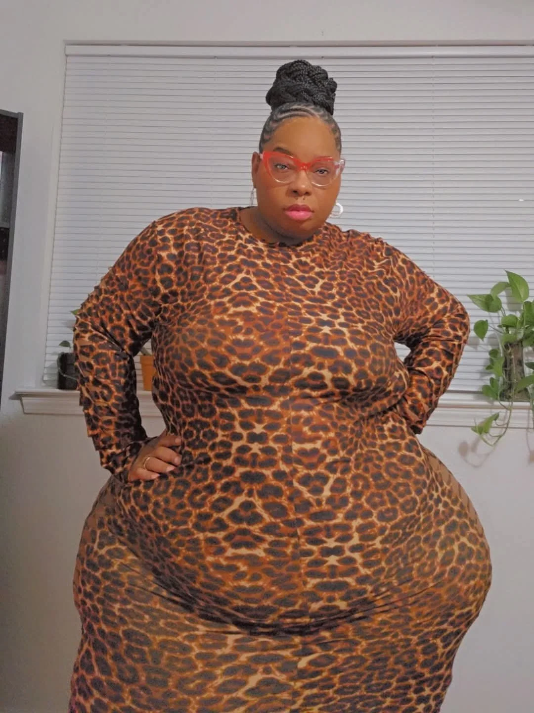 Ssbbw ebony auntie with a whole lotta hips and a whole lotta ass. I'm not pulling out 155 image 26