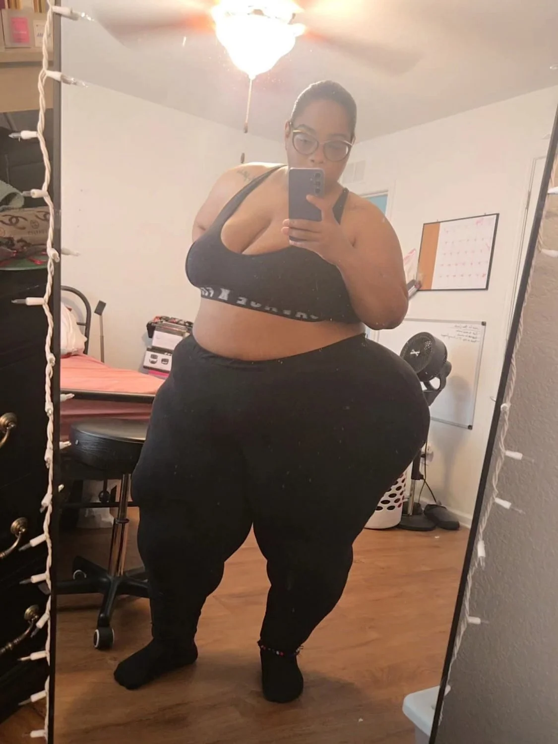 Ssbbw ebony auntie with a whole lotta hips and a whole lotta ass. I'm not pulling out 155 image 42