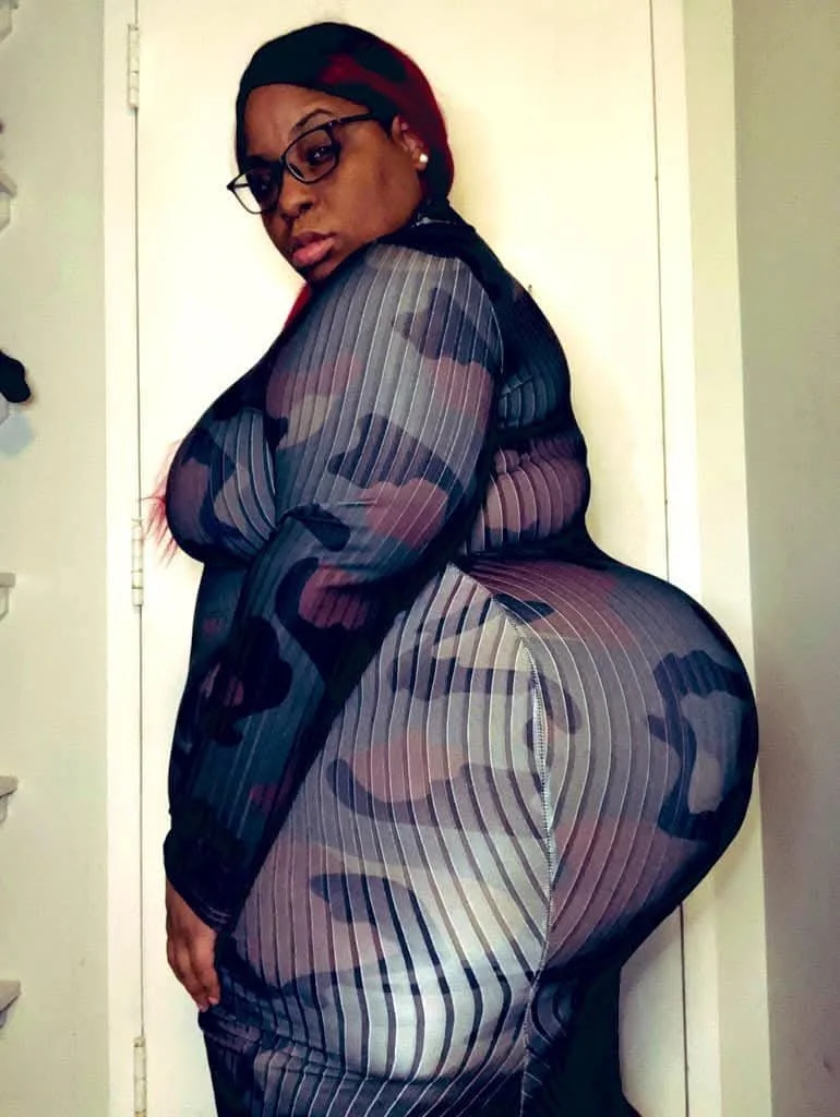 Ssbbw ebony auntie with a whole lotta hips and a whole lotta ass. I'm not pulling out 155 image 5