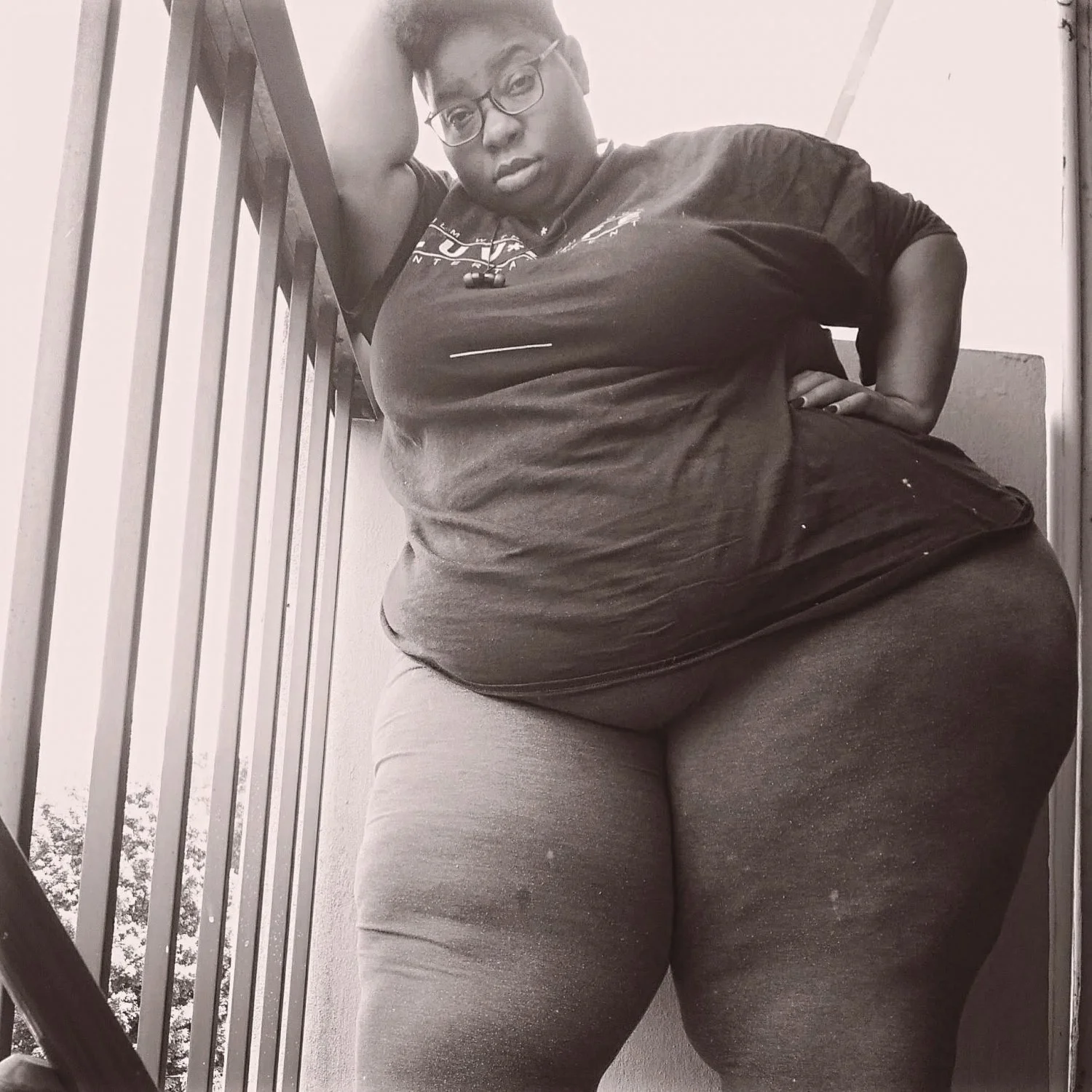 Ssbbw ebony auntie with a whole lotta hips and a whole lotta ass. I'm not pulling out 155 image 6