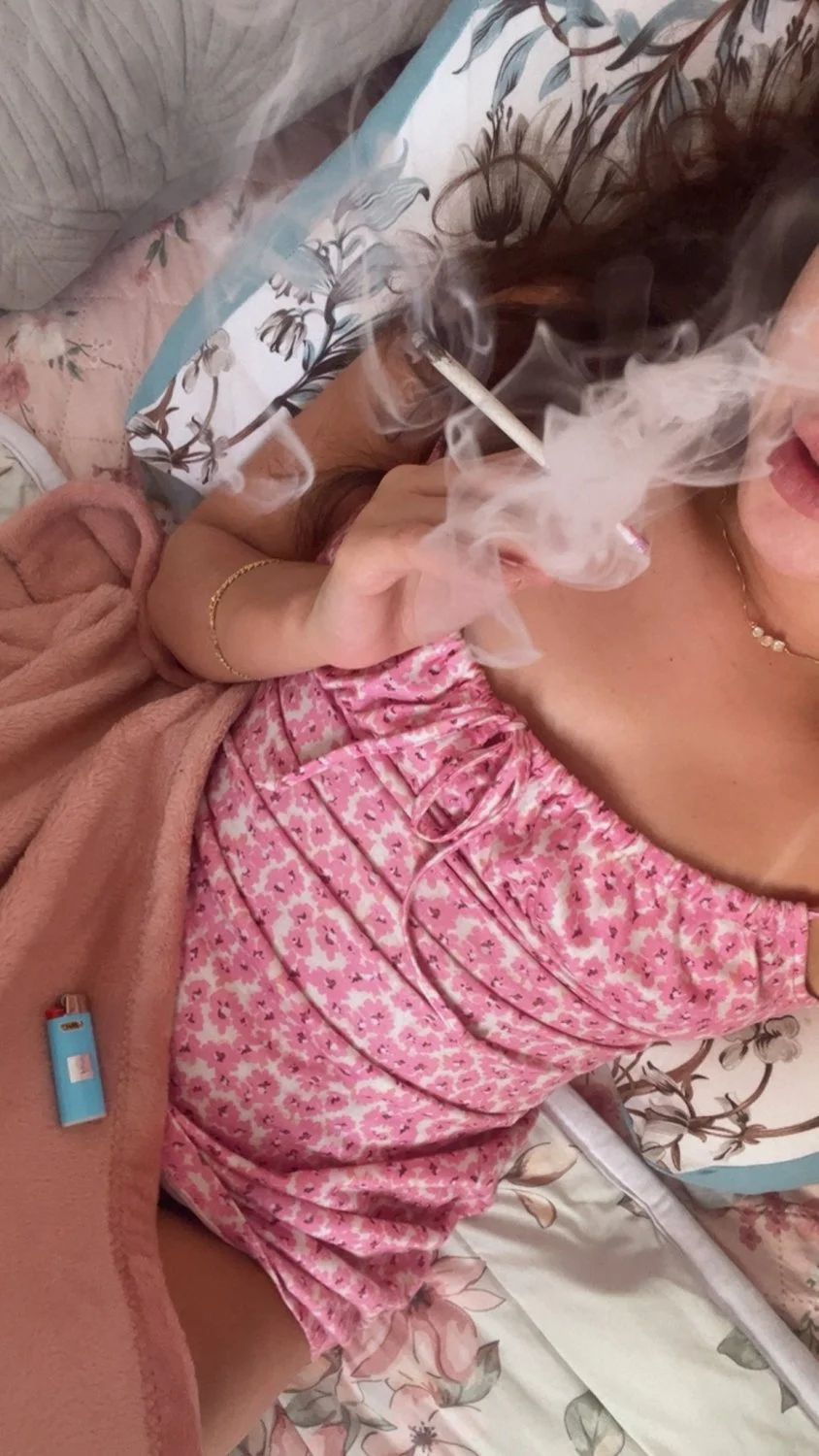 Novinha deliciosa image 5