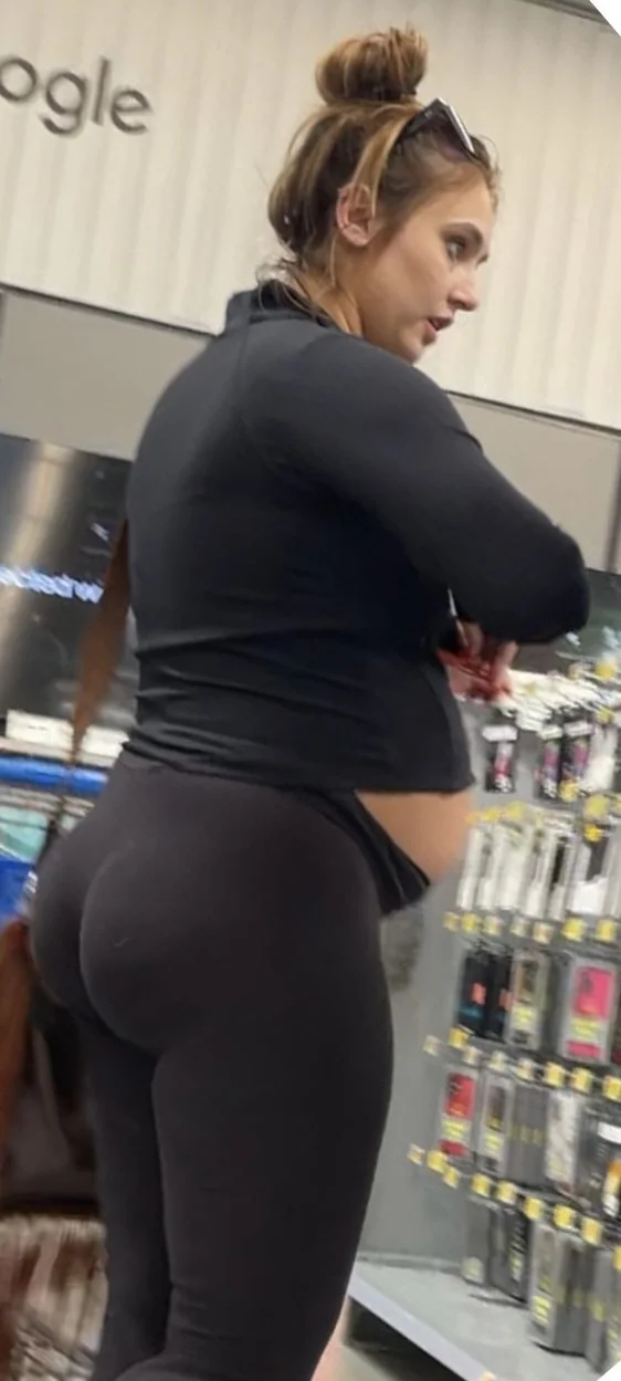 Candids (not oc) image 28