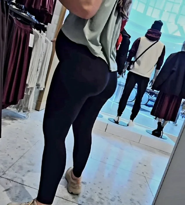 Candids (not oc) image 31