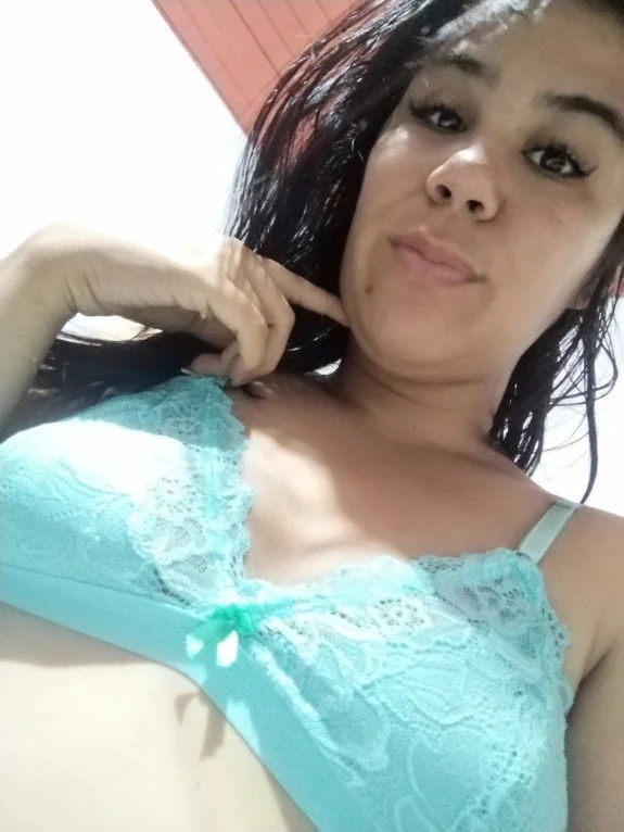 Fotos e videos da putinha colombiana bem safada image 2