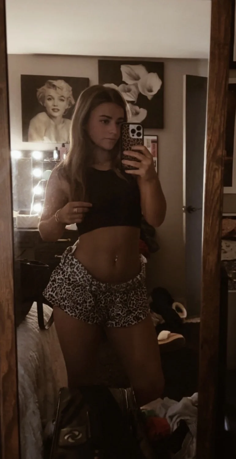 18 year old teen loves showing off image 8