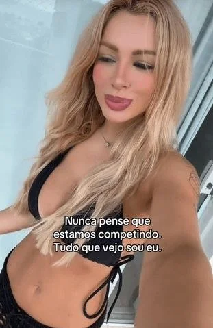 Seguidor mandou loira putona image 8