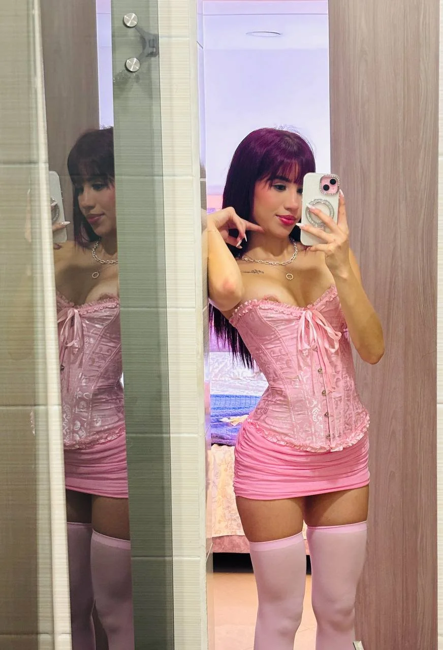 Jhoana Carvajal onlyfans flaca rica image 38